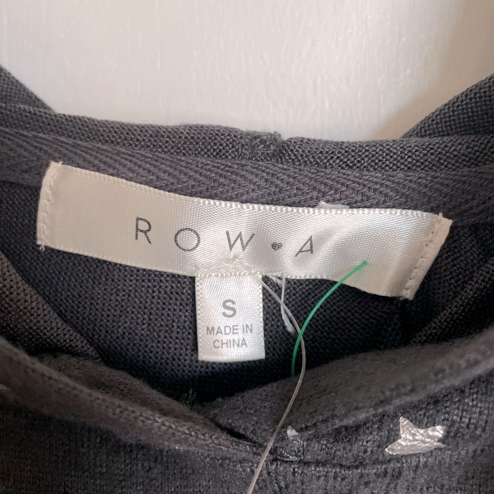 Rowa Hooded Oversized Star Cropped Sweater - Size S - Picture 10 of 13